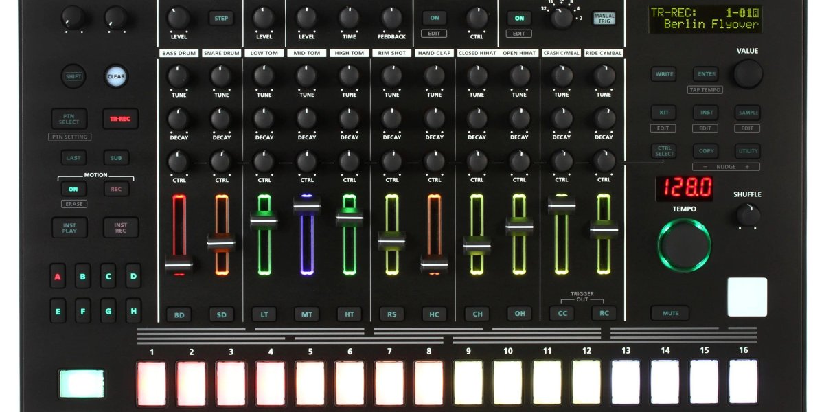 Roland TR-8S